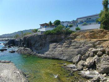 Cypriana Apartment Makrýgialos